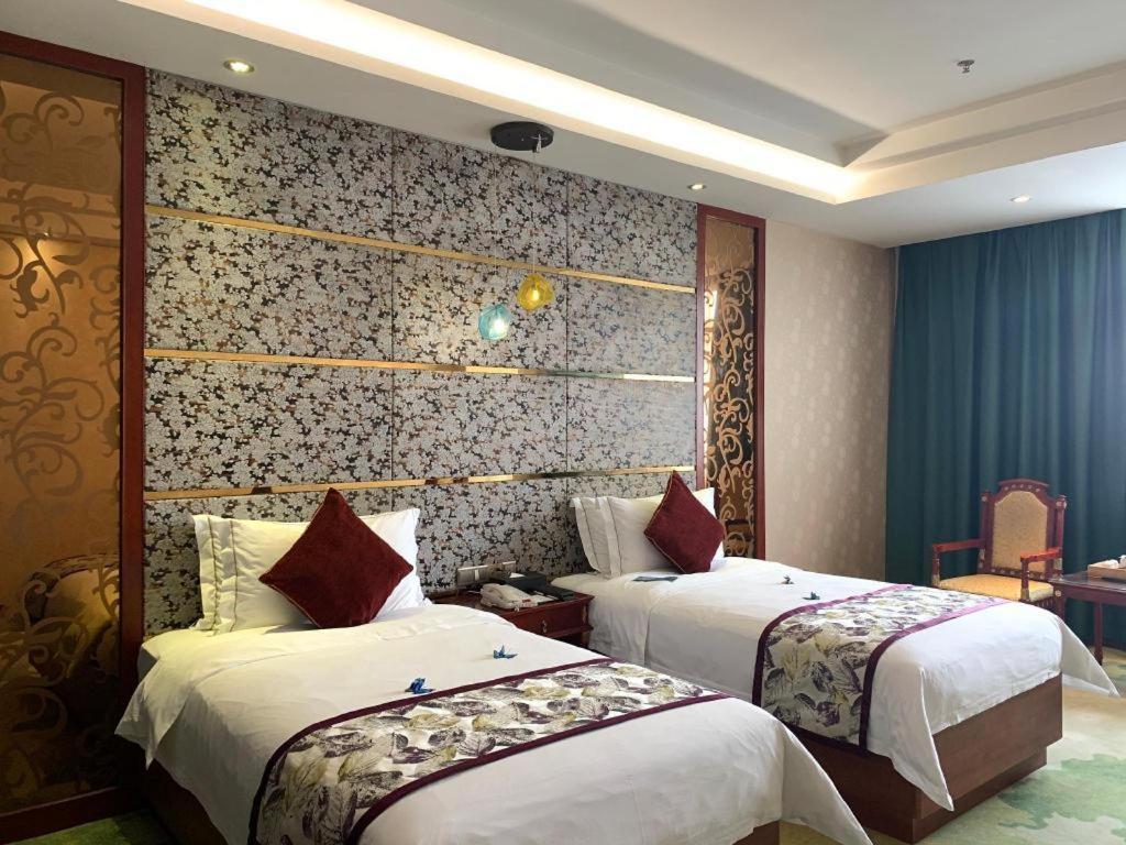 Shenzhen Kai Long International Hotel Екстериор снимка
