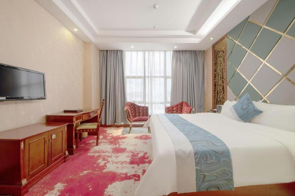 Shenzhen Kai Long International Hotel Екстериор снимка
